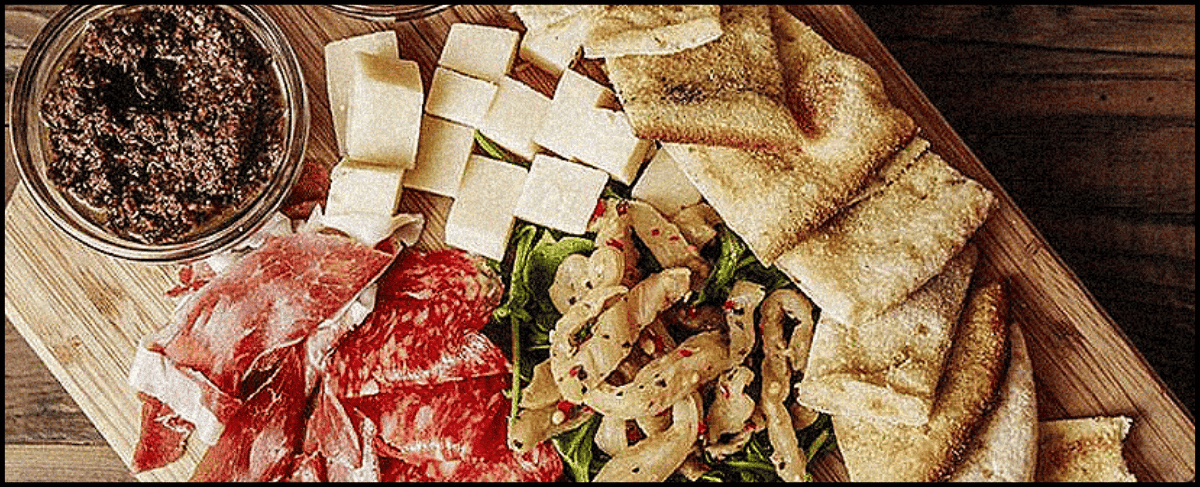 Planche apéro charcuterie personnalisée