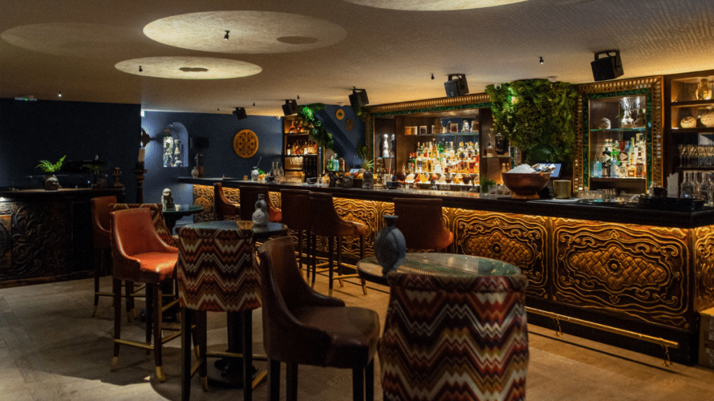 Les meilleurs bars lounges de Paris Apéritissimo août 2024