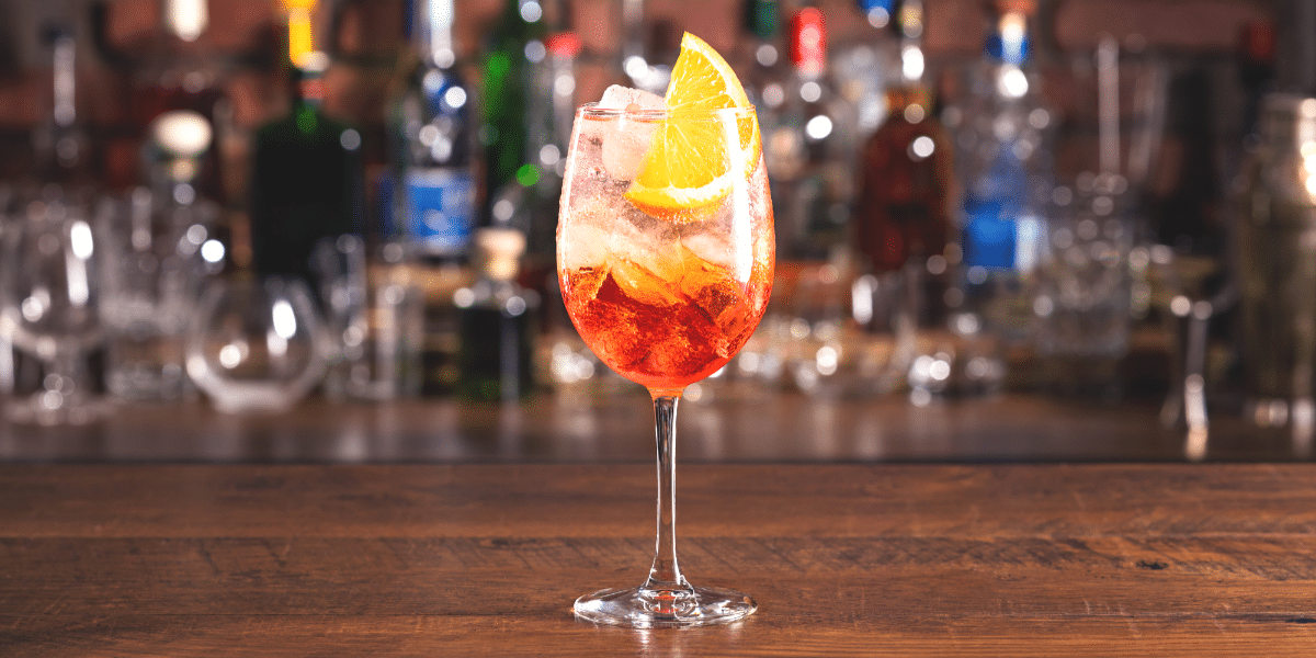 Spritz sans alcool : Le cocktail italien rafraîchissant et pour tous