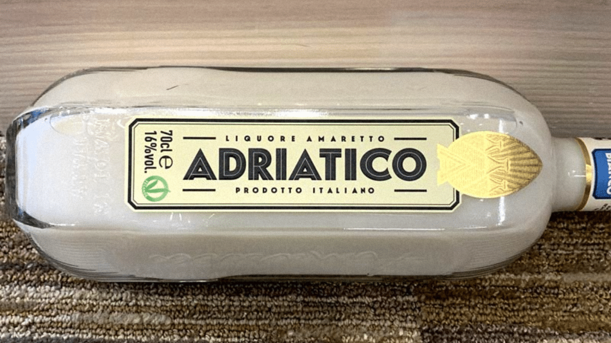 Découvrez les délices de l'Amaretto Blanc et ses variantes