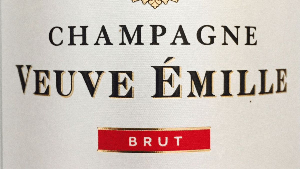 Le charme pétillant du Champagne Veuve Emille