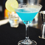 Le cocktail Blue Kamikaze : une explosion de saveurs