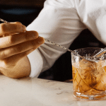 La cuillère à cocktail : un incontournable pour réaliser vos mélanges