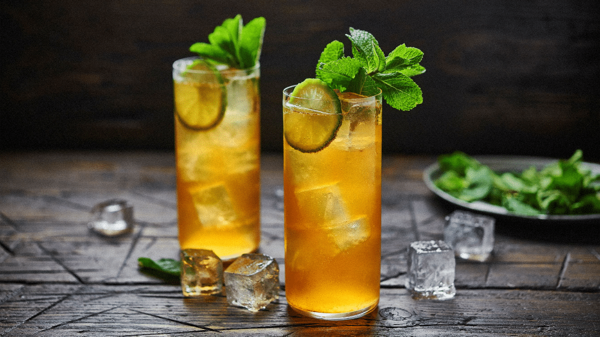 Recette Dark & Stormy : le cocktail parfait pour les amateurs de rhum épicé