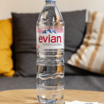 Les bienfaits de l'eau minérale Evian pour votre santé
