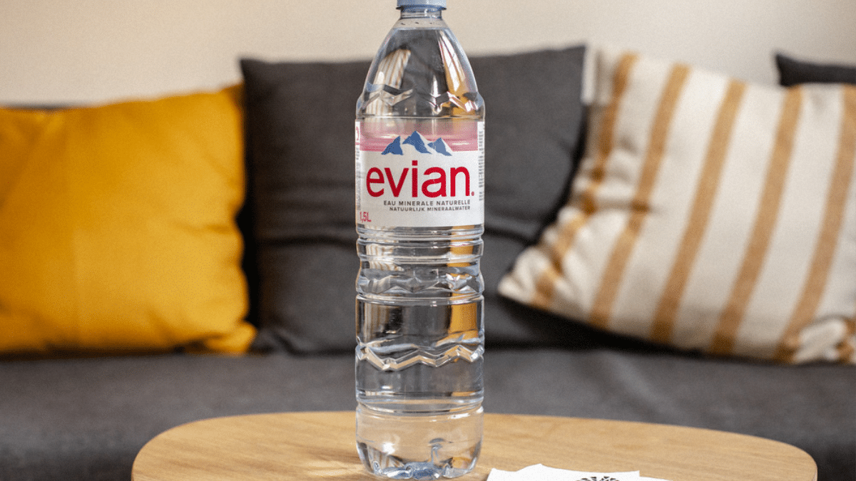Les bienfaits de l'eau minérale Evian pour votre santé