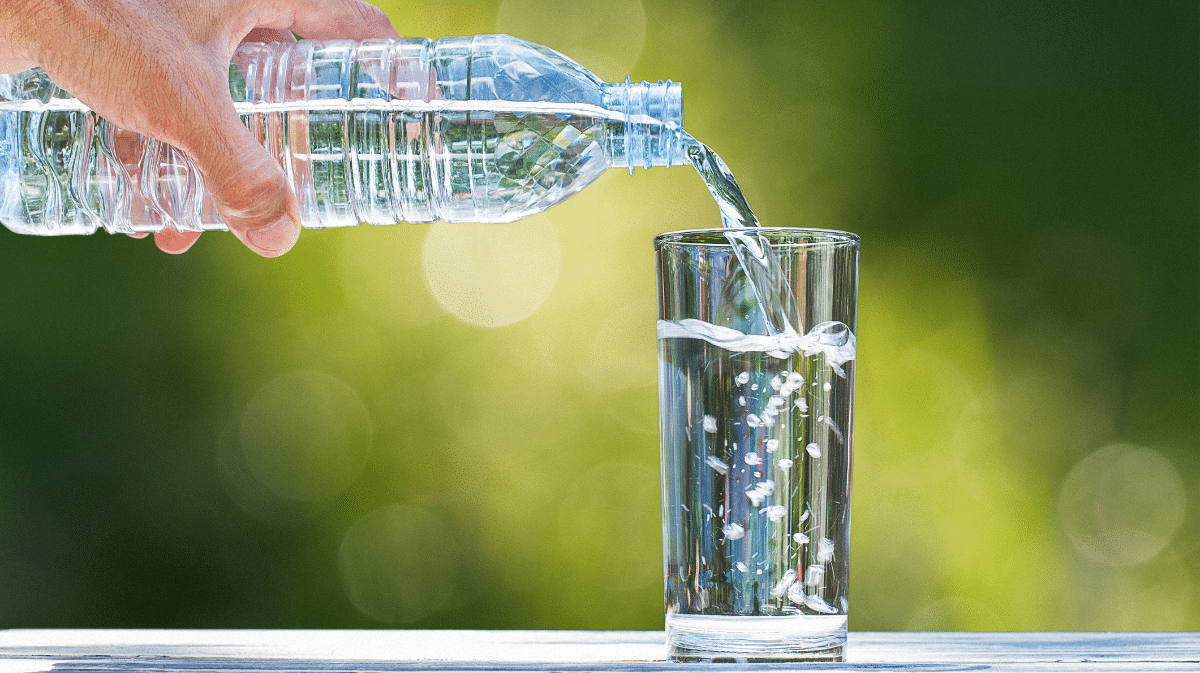 L'eau minérale et eau plate : tout savoir sur ces indispensables au quotidien