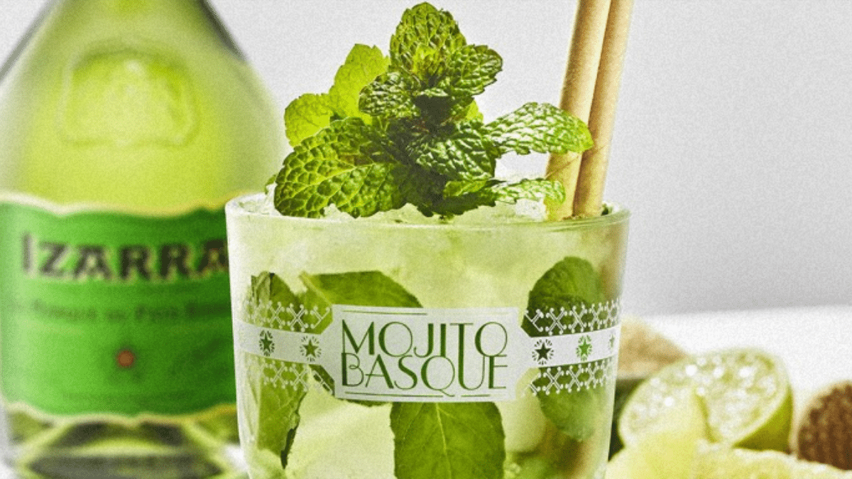 Le mojito Basque, une variante savoureuse et rafraîchissante du célèbre cocktail