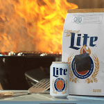 Le charbon de bois à la bière Miller Lite