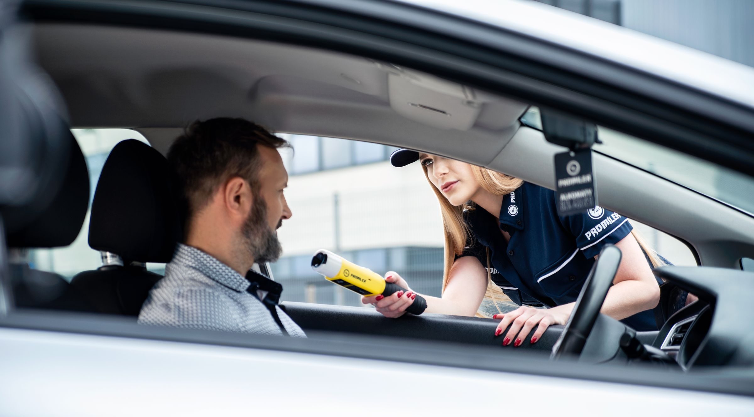 Contrôle d’alcoolémie à l’éthylotest au volant