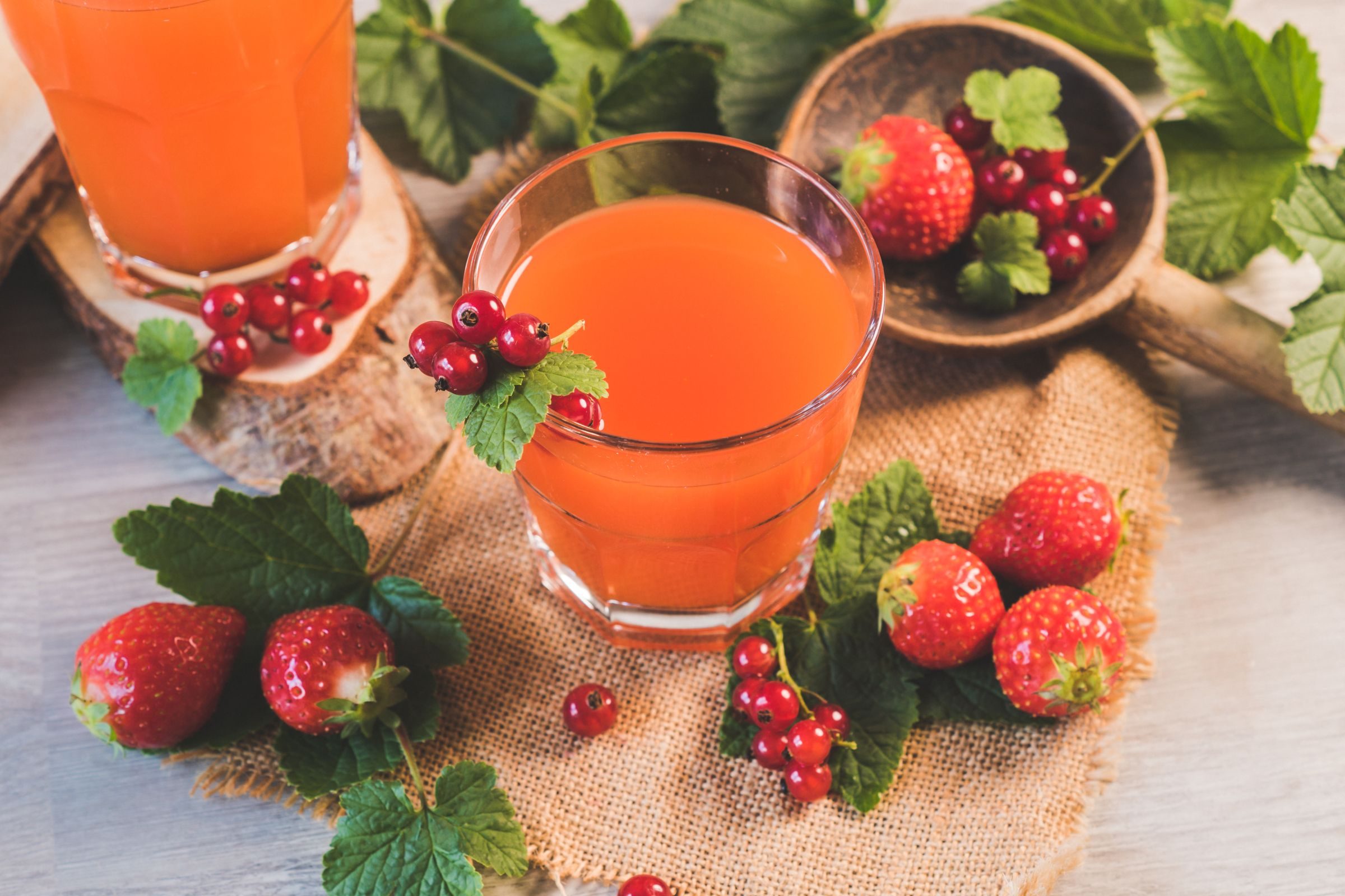 Verres de jus de fruits